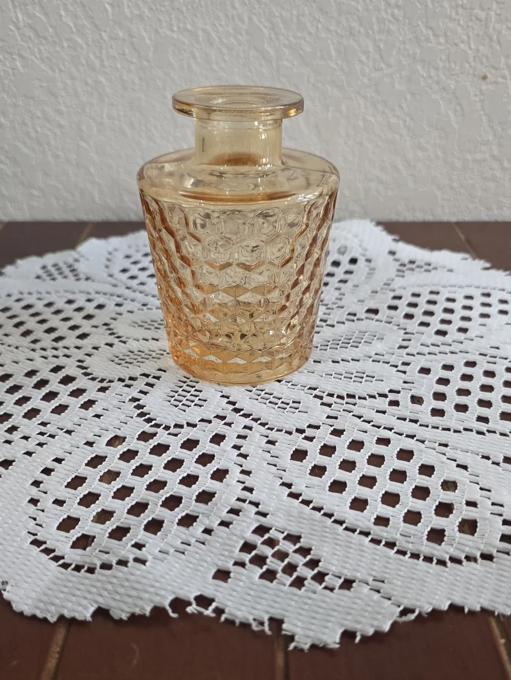 AMBER BUD VASE